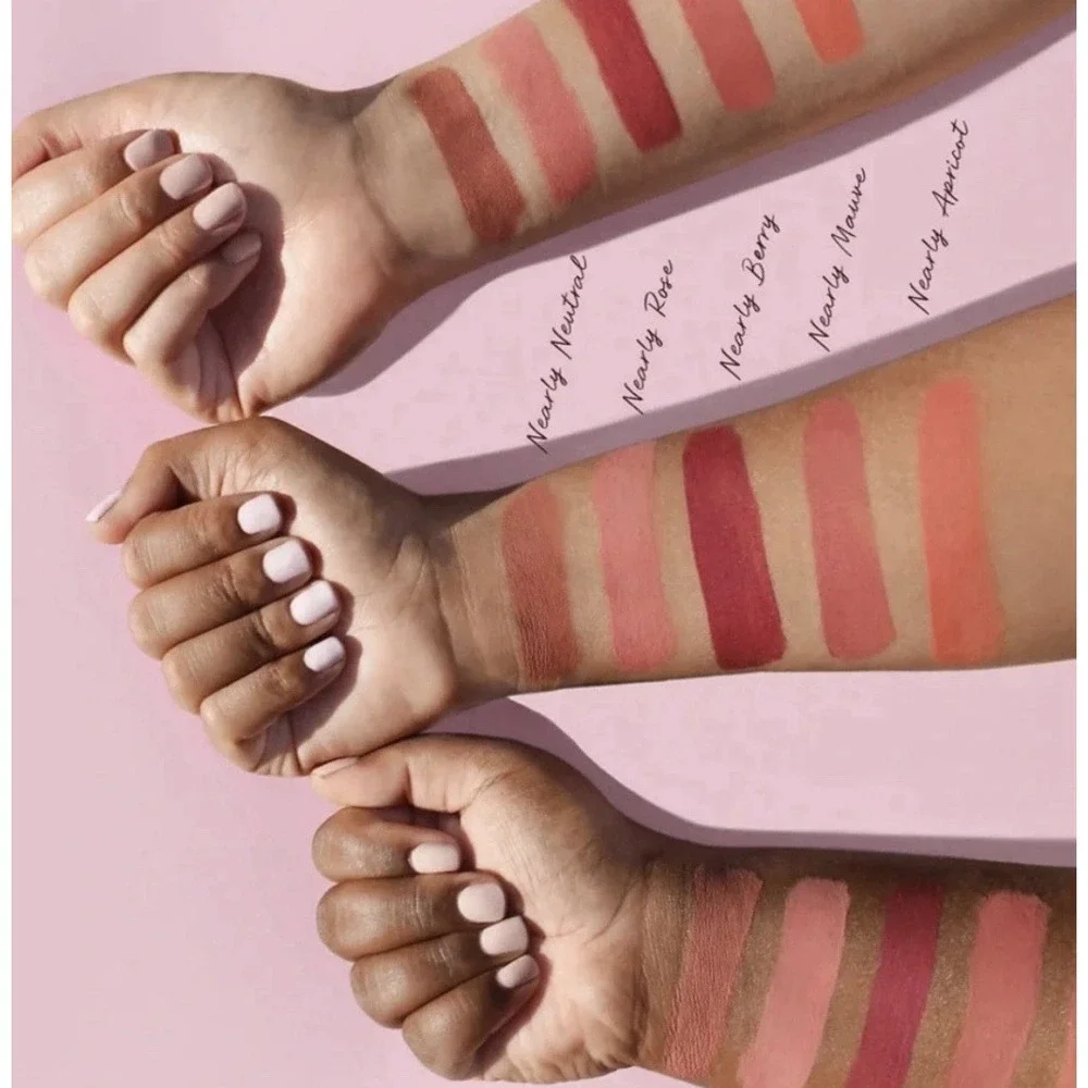 Rare Beauty Stay Vulnerable Liquid Eyeshadow NEARLY BERRY 0.10floz/3.0ml NWOB